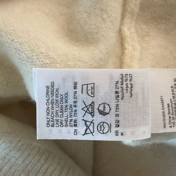 Stockholm Atelier & Other Stories Wool Blend Hi Low Crewneck Sweater in Ivory - - Picture 9 of 9